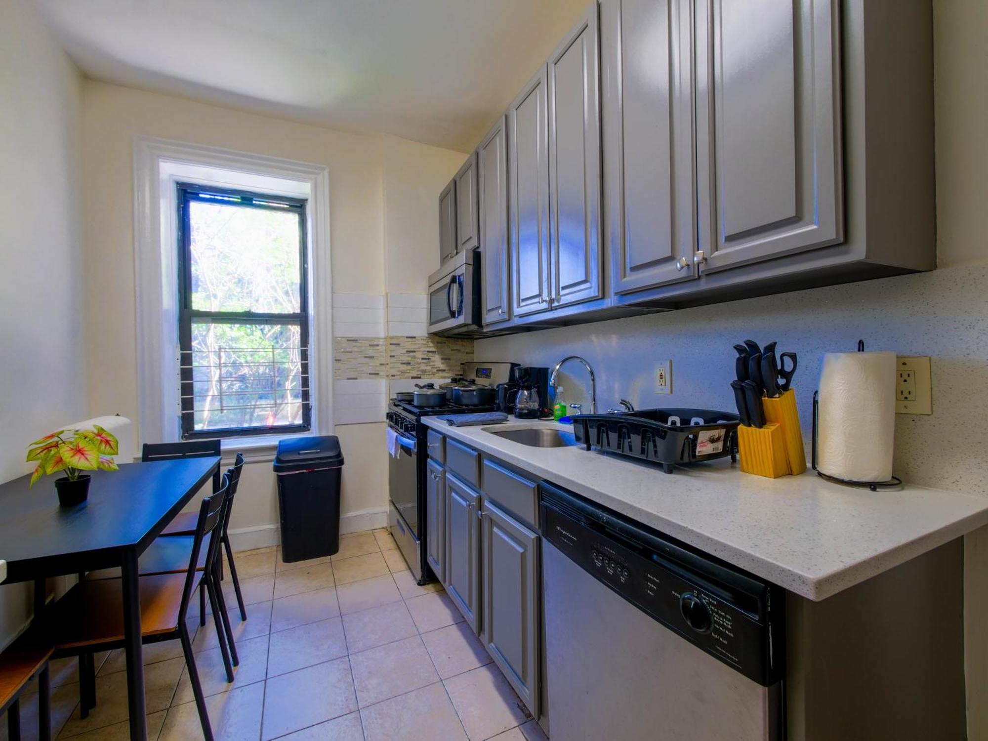 Charming 1Br Apartment Near Nyc Ideal For Urban Explorers Jersey City Exterior photo